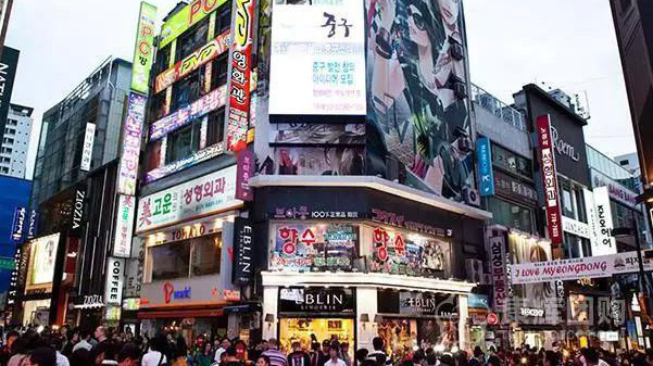 裴月华：韩国小剧场发展情况对中国舞台剧发展的启示