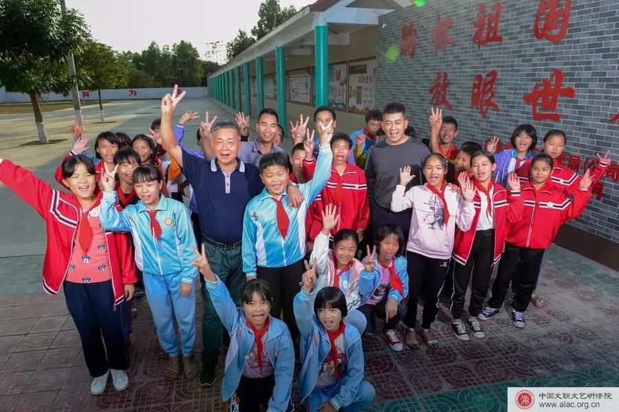 河头镇中心小学图片图片